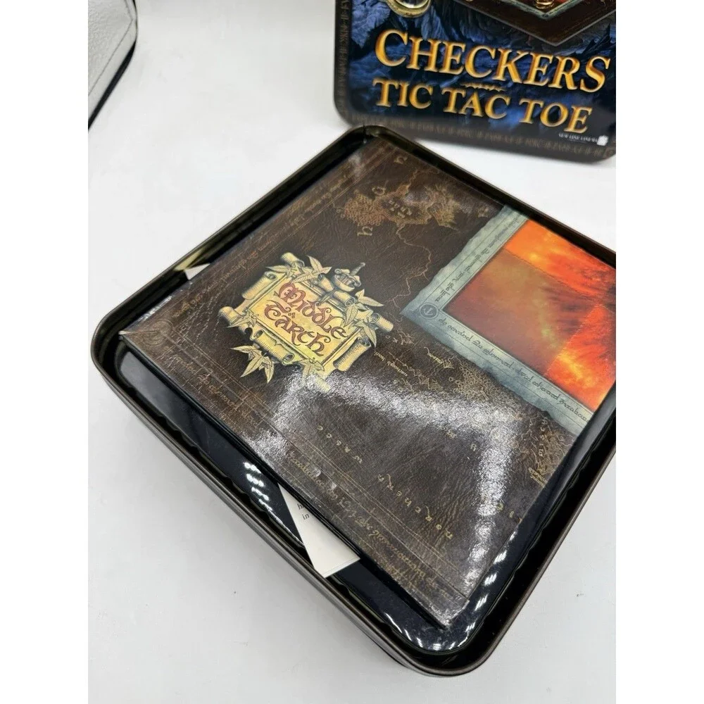 The Lord of the Rings Checkers Tic Tac Toe Game in Collectible Tin Complete